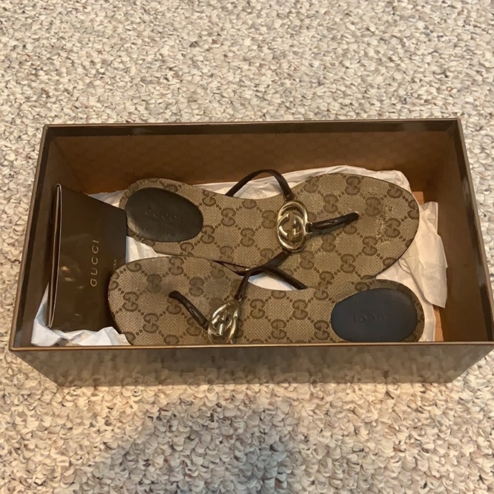 Gucci sandals